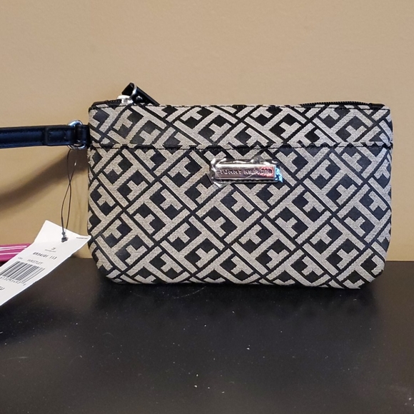 Tommy Hilfiger Handbags - NWT Tommy Hilfiger Wristlet